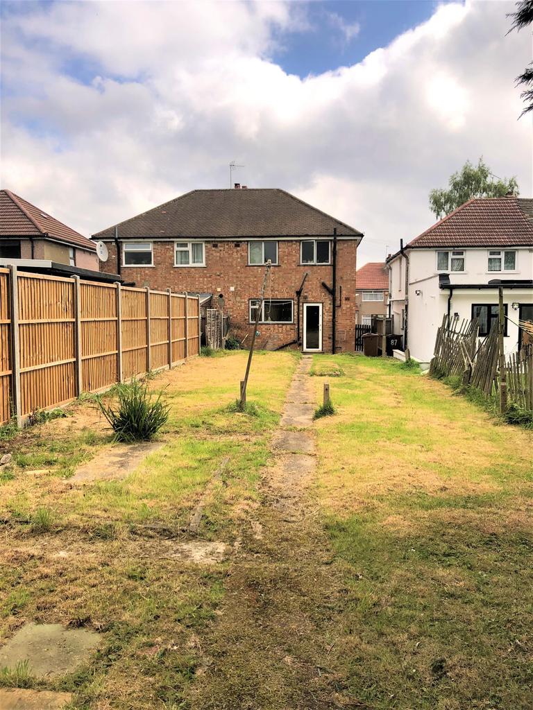 Hampden Road, Harrow,HA3 2 bed semidetached house £1,450 pcm (£335 pw)