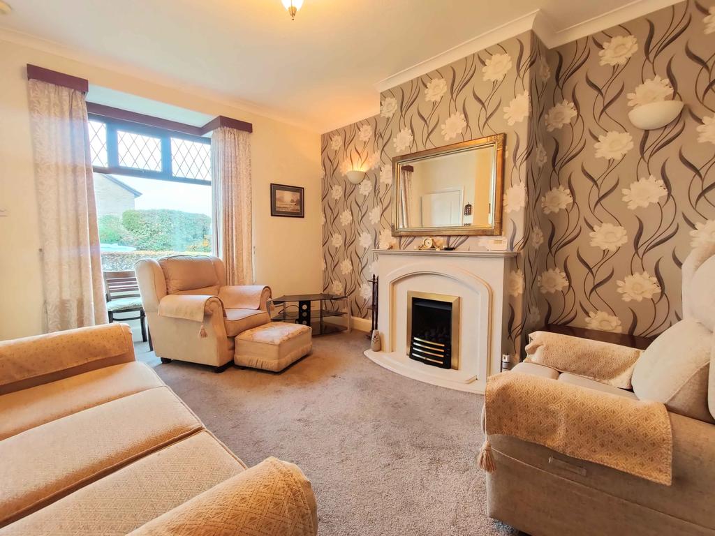 Green Lane, Brighouse HD6 3 bed terraced house £195,000