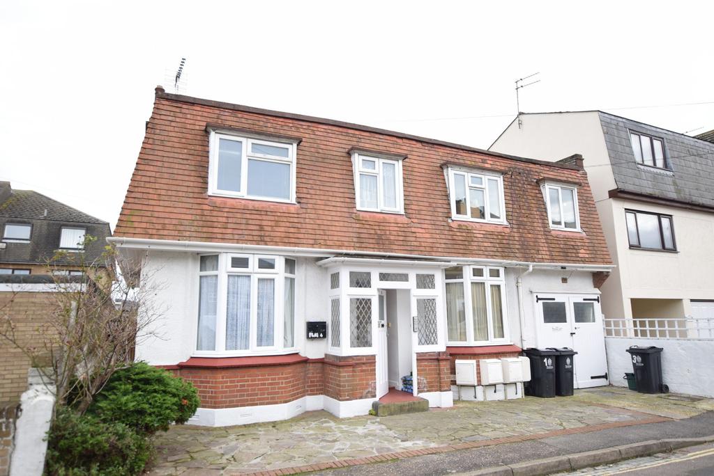 ClactononSea 2 bed block of apartments £420,000