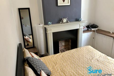 undefined, Pitt Street, Gloucester. GL1