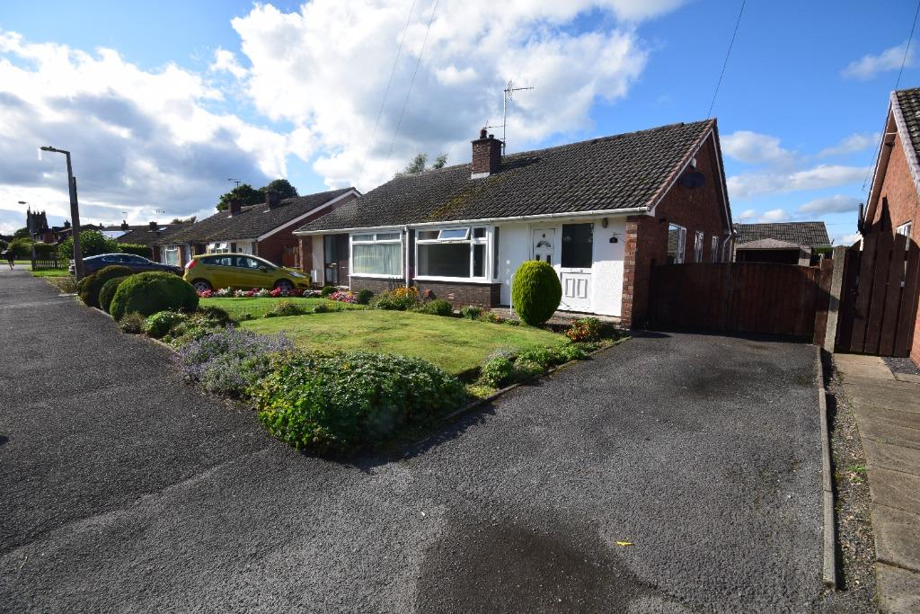 Pant Lane, Gresford, Wrexham, LL12 3 bed bungalow £875 pcm (£202 pw)