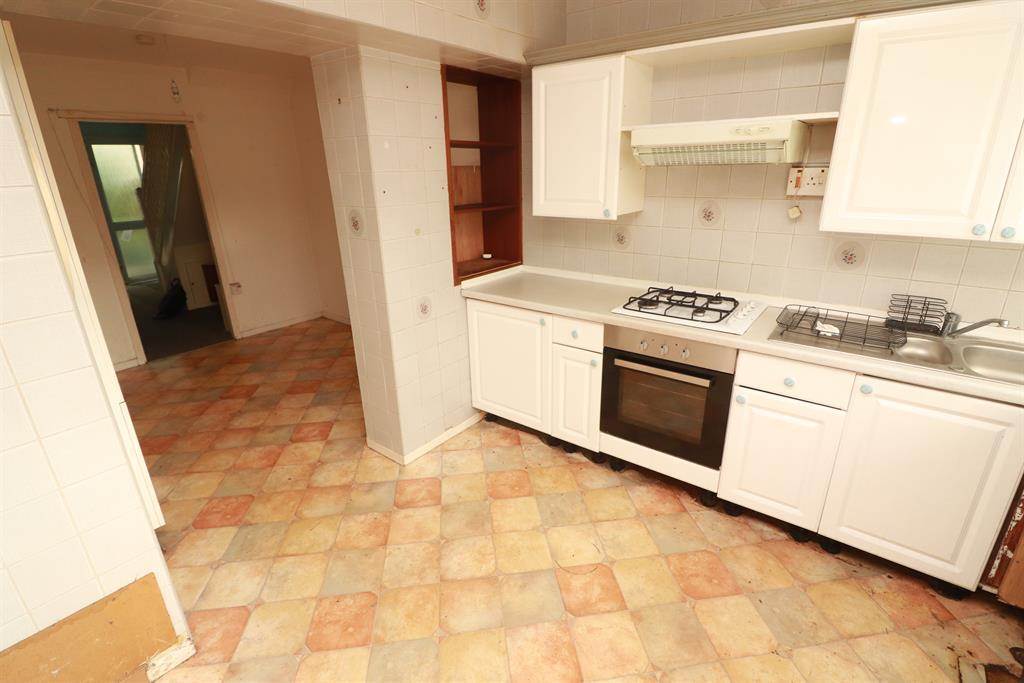 Highworth Crescent, Yate, Bristol... 3 bed terraced house £240,000