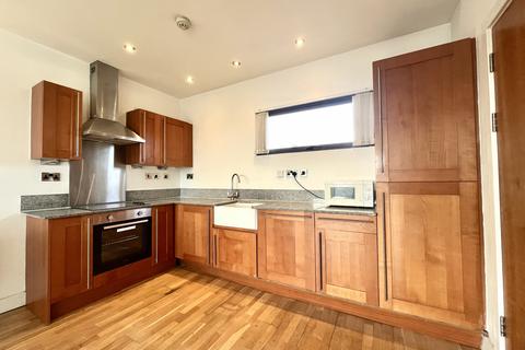 2 bedroom flat to rent, Advent, 1 Isaac Way, Manchester, M4 7EF