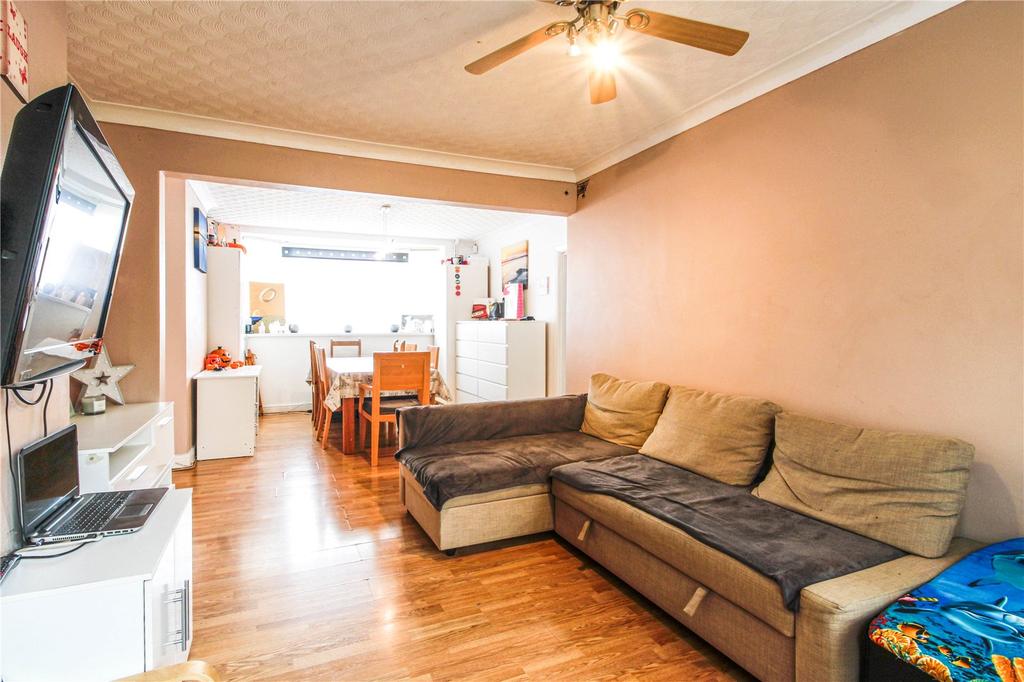 Wedmore Vale, Bristol, BS3 3 bed semidetached house £1,100 pcm (£254 pw)