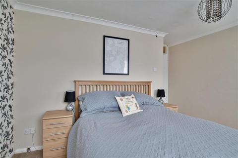 12 Wakefield Close, Rochester, ME2 2RL