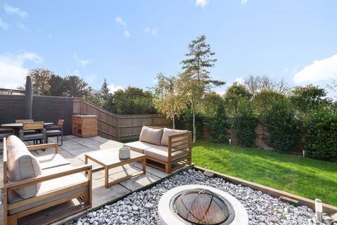 Beechwood Mortimer Close, Kings Worthy, Winchester, SO23 7QX