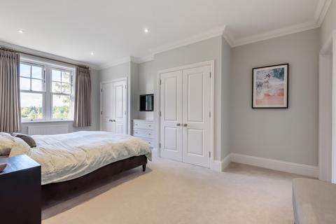 Beechwood Mortimer Close, Kings Worthy, Winchester, SO23 7QX