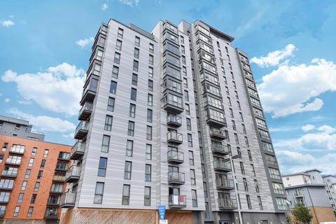 1 bedroom flat to rent, Slough,  Berkshire,  SL2