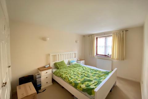 1 bedroom ground floor flat for sale, WOKING