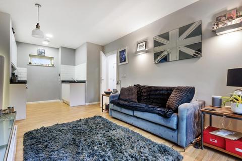 6 Sail Street, London, SE11 6NQ