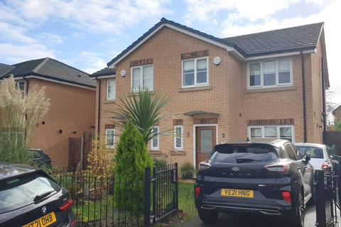 3 bedroom house to rent - Magna Drive, Manchester M8