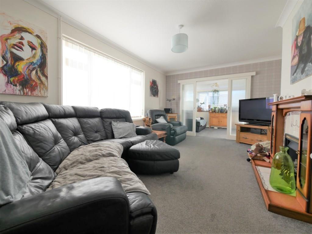 June Avenue, Ipswich 2 bed detached bungalow £350,000
