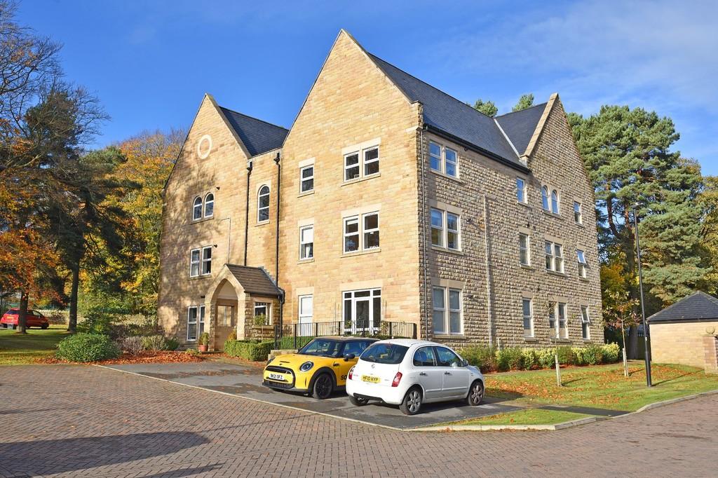 Beech Close, Harrogate 2 bed ground floor flat £110,250