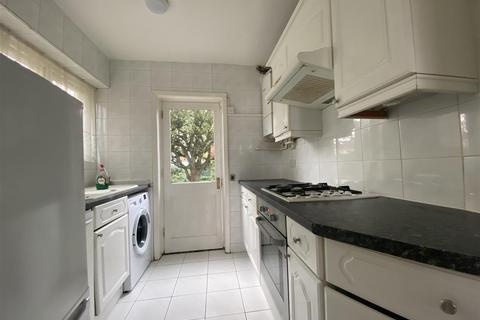 3 bedroom semi-detached house to rent, Kynance Gardens, Stanmore