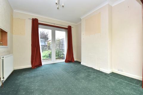 162 Perry Hill, London, SE6 4EZ