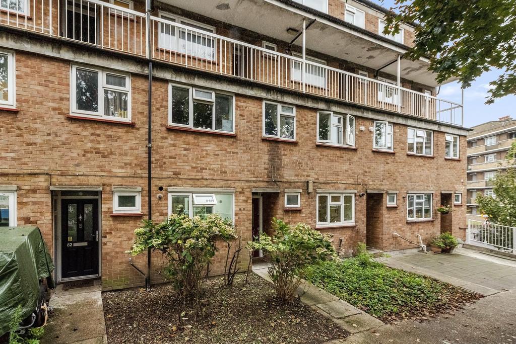 Courthill Road, SE13 4 bed flat £385,000