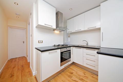 2 bedroom ground floor flat to rent, Hormead Road, Westbourne Park W9