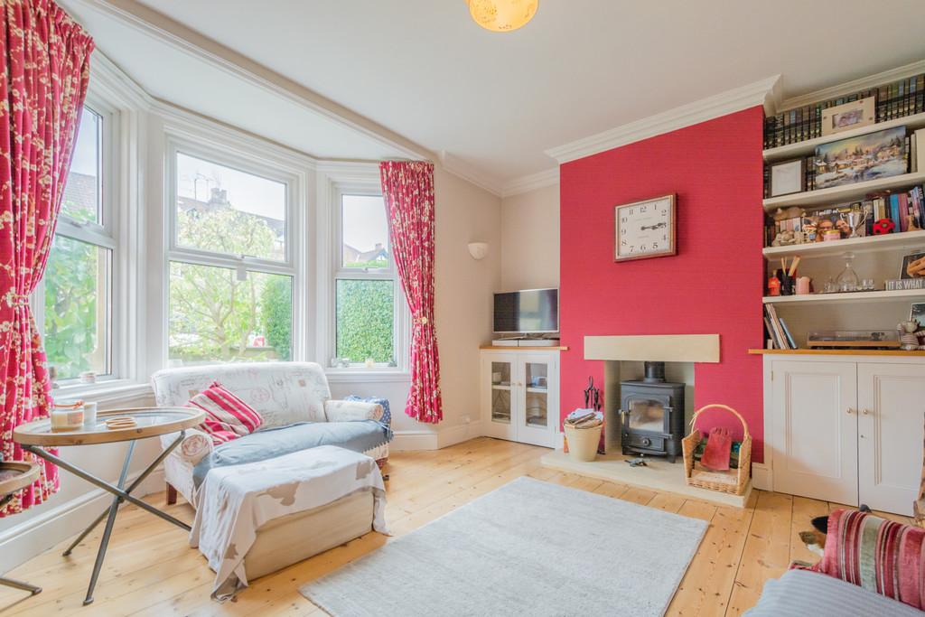 Rockliffe Avenue. Family House 4 bed semidetached house £2,950 pcm
