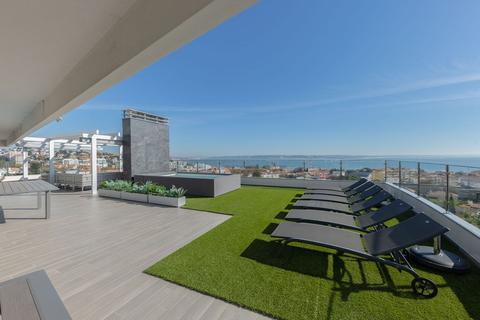 Penthouse, Portugal