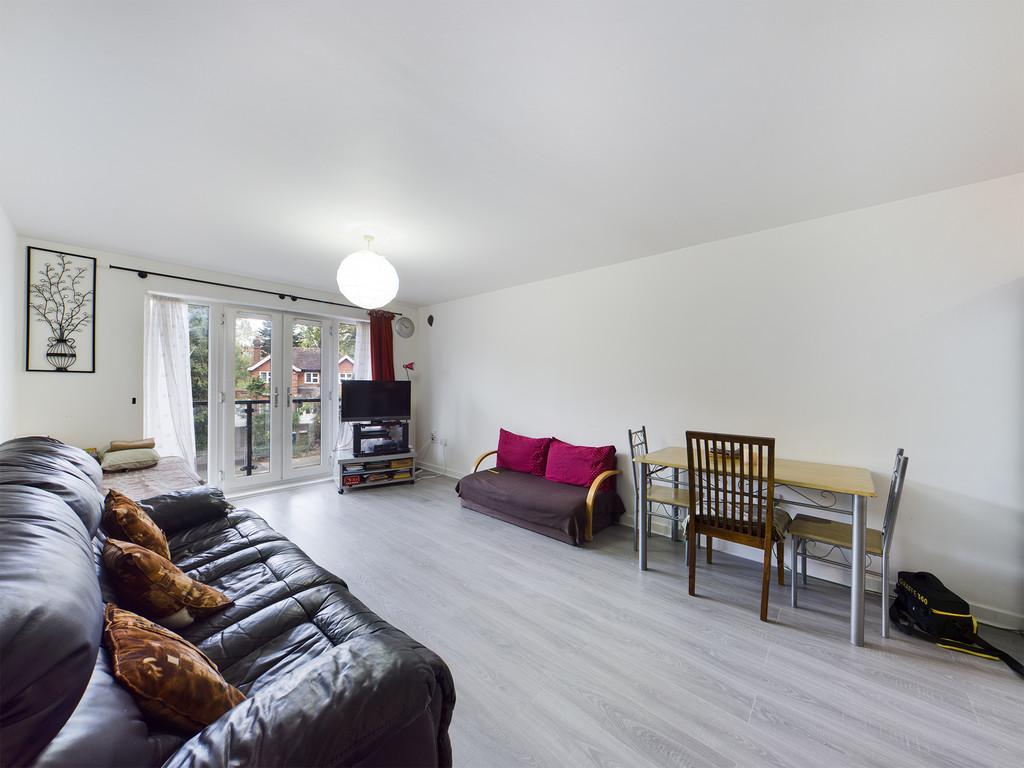 Gray Court, 73 Marsh Road, Pinner 2 bed apartment £449,950