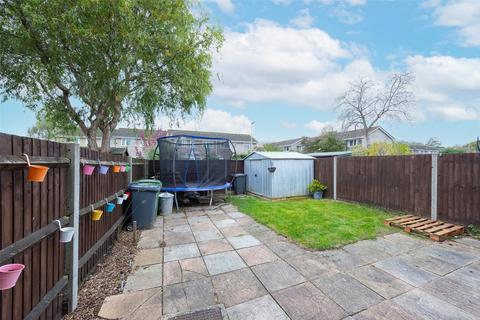 14 Bramdean Close, Tadley, RG26 3RD