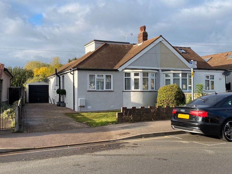 Steynton Avenue, Bexley 3 bed semidetached bungalow £515,000