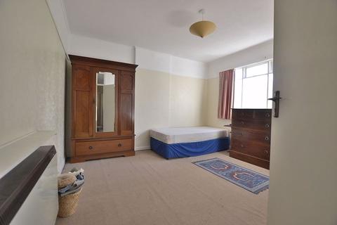 3 Bromley Grove, Bromley, BR2 0LP