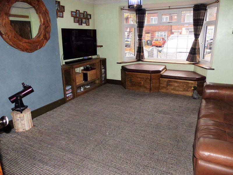 Lounge 1