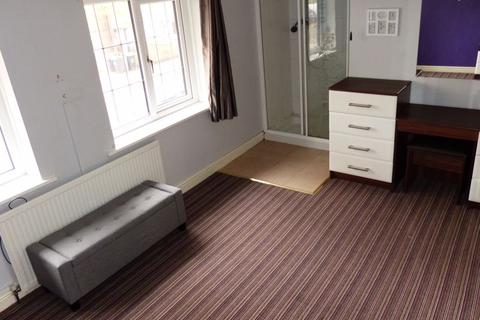64 Binstead Road, Birmingham, B44 0TL