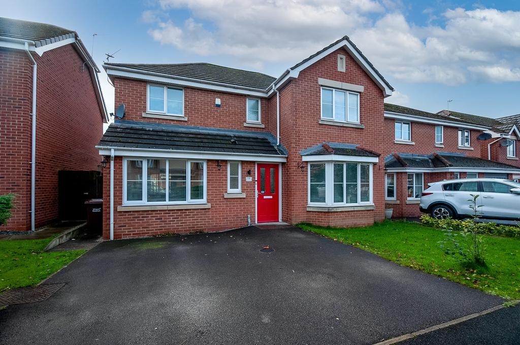 Weavermill Park, AshtoninMakerfield, Wigan, WN4 5 bed detached house