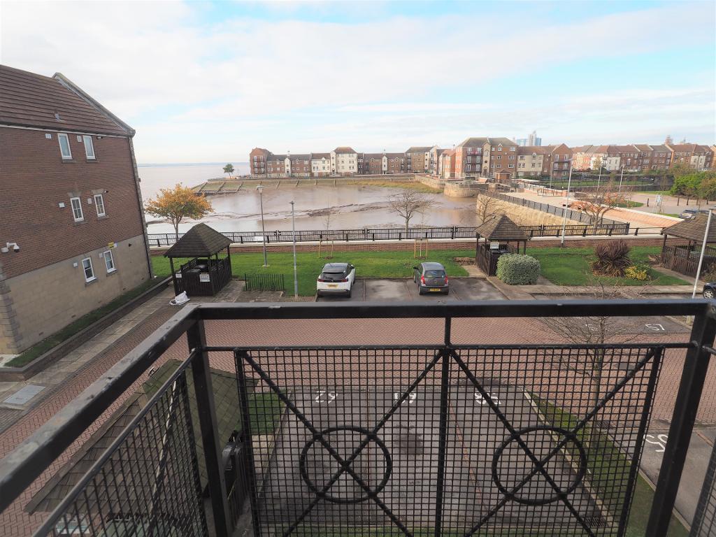Lancelot Court, Victoria Dock, Hull, East Yorkshire, HU9 1QD 3 bed
