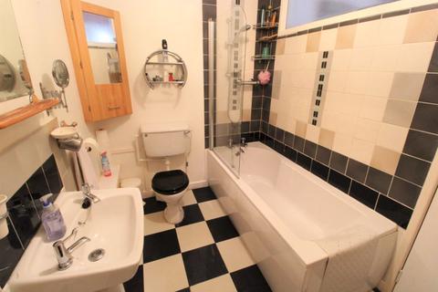 Flat 2, 22 Devonshire Road, Prenton, CH43 1TW