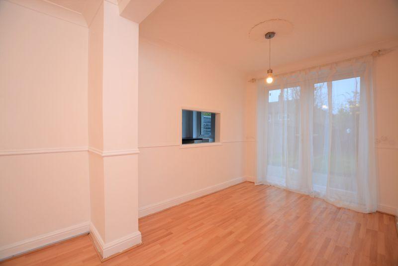 Marescroft Road, Slough 3 bed terraced house £1,350 pcm (£312 pw)