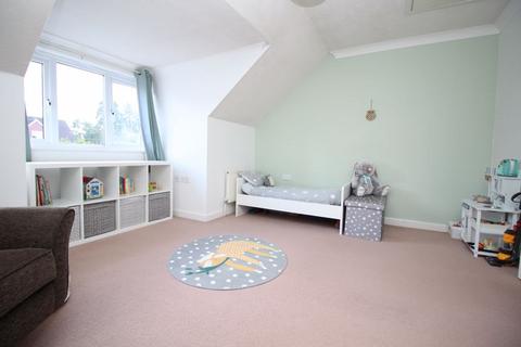 76 Fawn Crescent, Hedge End, Southampton, SO30 2QD