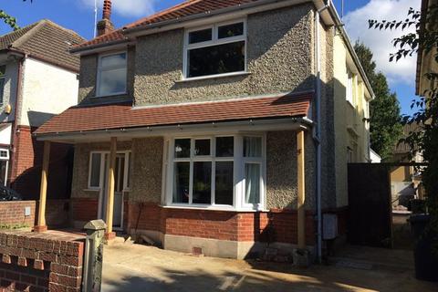 6 bedroom house to rent - 6 Bedroom Student House - Grenfell Road, Bournemouth