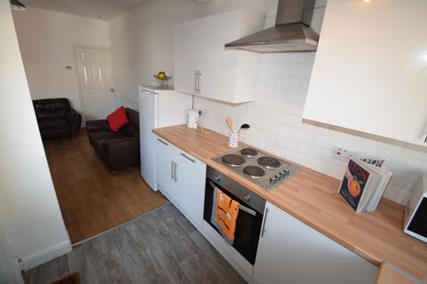 4 bedroom terraced house to rent, 148 Pomona Street, Ecclesall