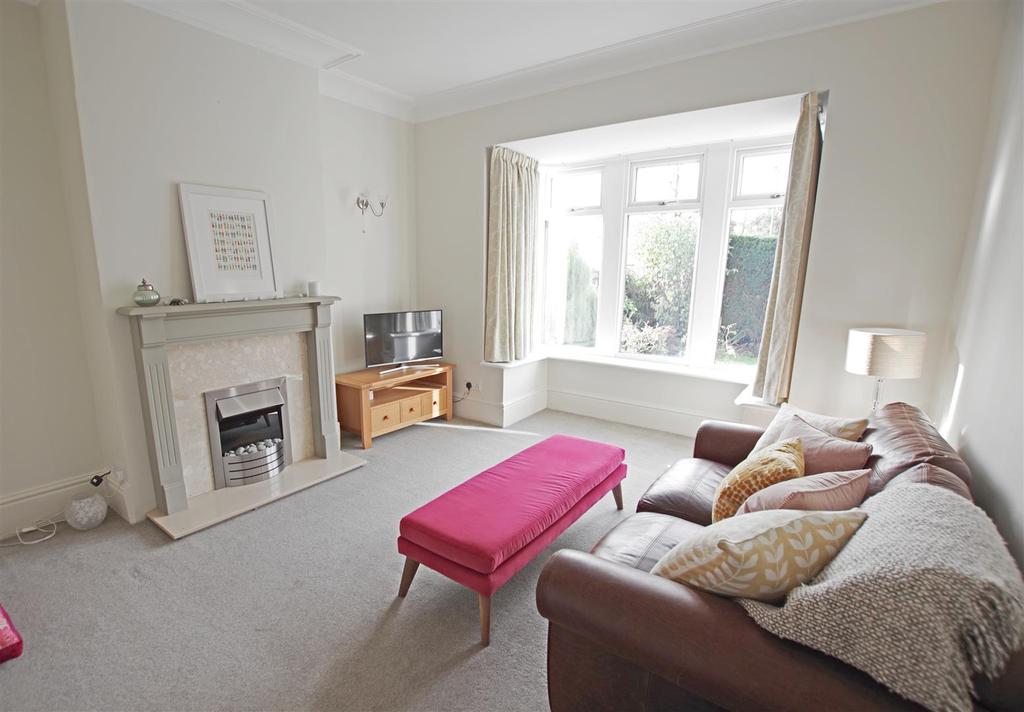 Blackley Road, Elland 3 bed semidetached house £300,000