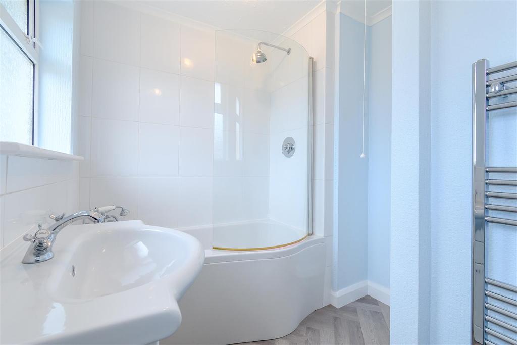 8484248-Interior7.jpg