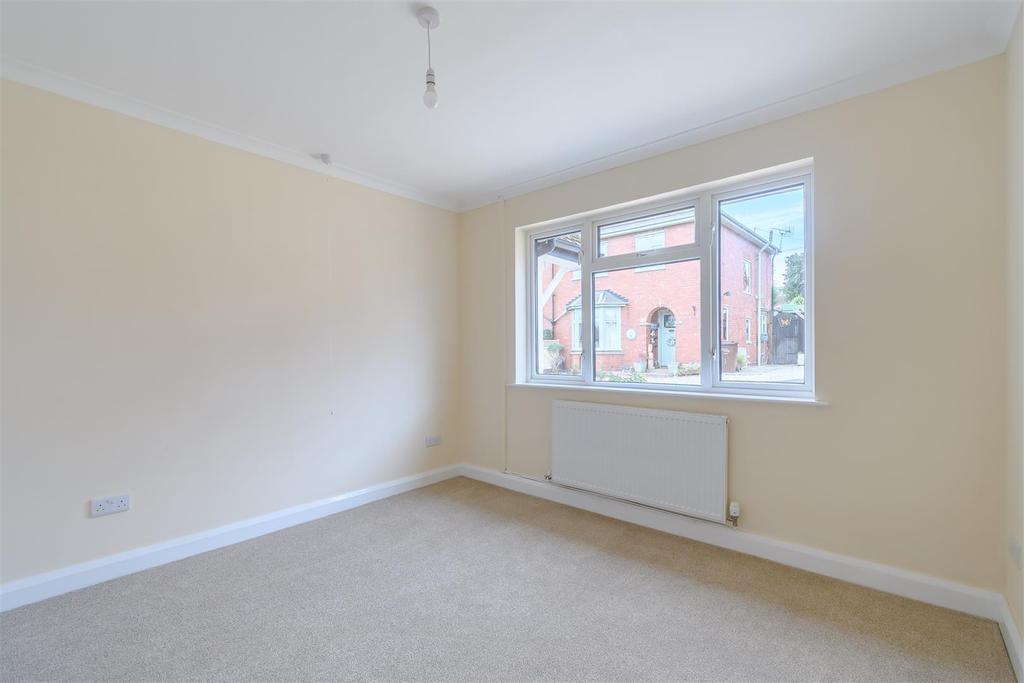 8484248-Interior4.jpg