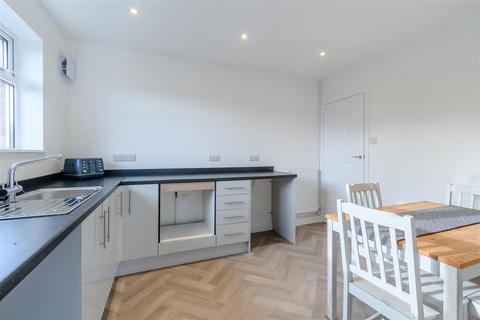 2 Folly Drive, Hereford, HR1 1NE