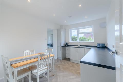 2 Folly Drive, Hereford, HR1 1NE