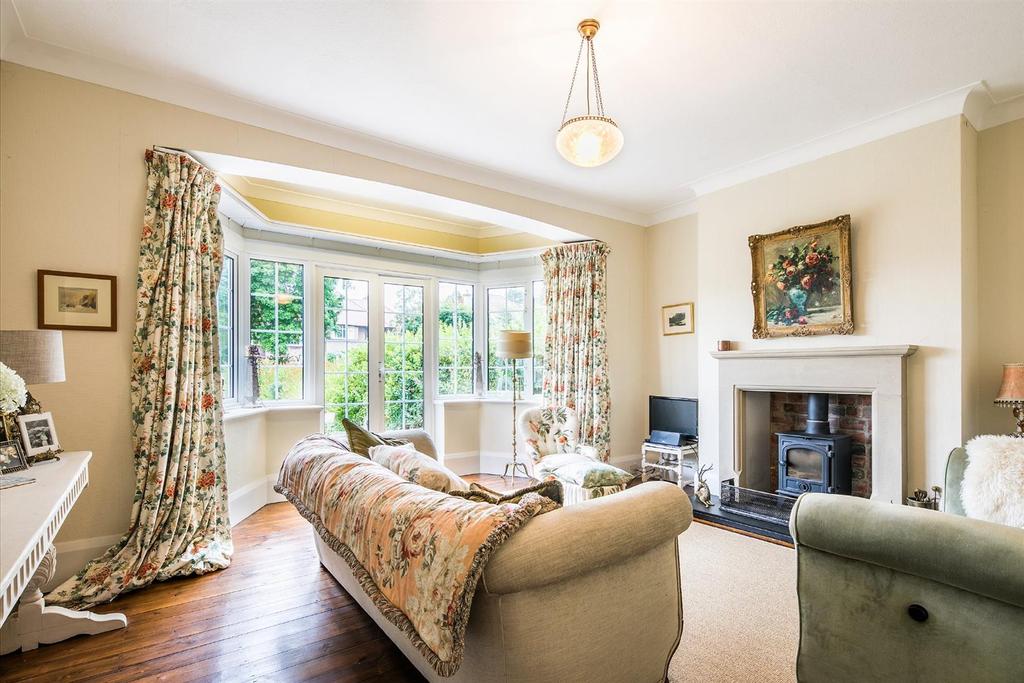 7 Stone Delf, Fulwood, S10 5SX 6 bed house £650,000