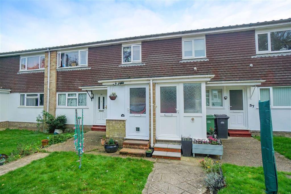 Senlac Way, St. Leonardsonsea, East... 2 bed flat £195,000