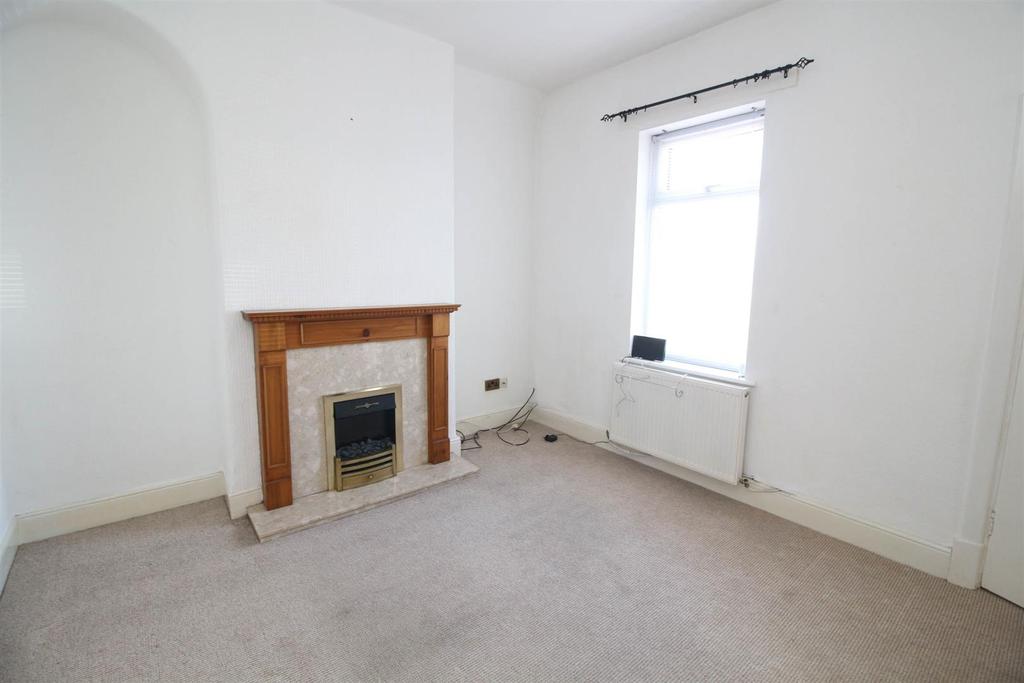 Spanish Battery, Tynemouth 2 bed terraced house £1,100 pcm (£254 pw)