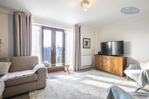 5 Churchways, Thurgoland, Sheffield, S35 7ED
