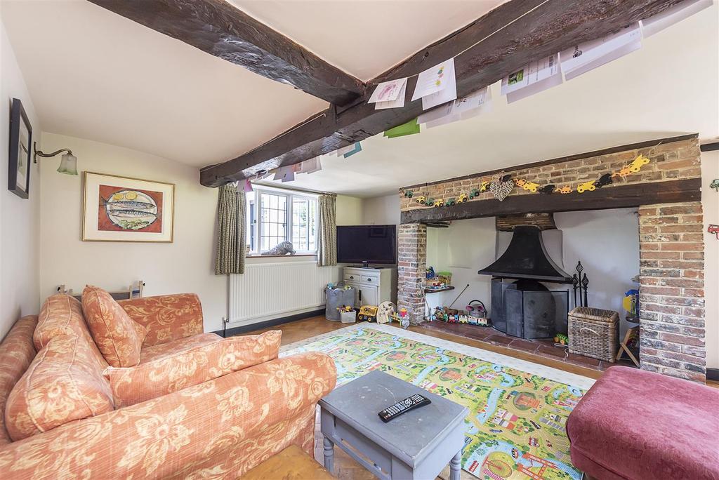 Kinsbourne Green, Harpenden 6 bed detached house £1,450,000