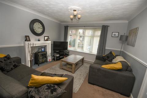 12 Springdale Close, Willerby, Hull, HU10 6RE