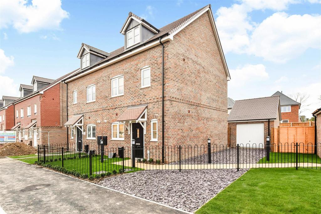 Plot 30, Maize, Yapton Road, Barnham 3 bed semidetached house £395,000