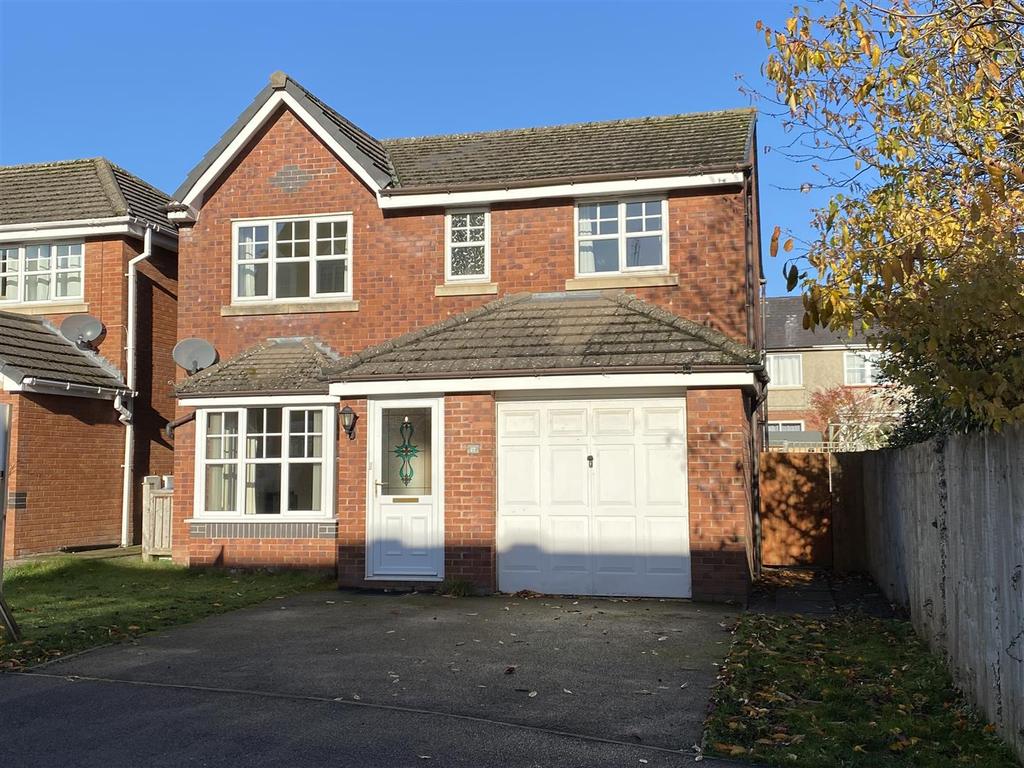 Windsor Drive, Penrith 4 bed detached house £260,000
