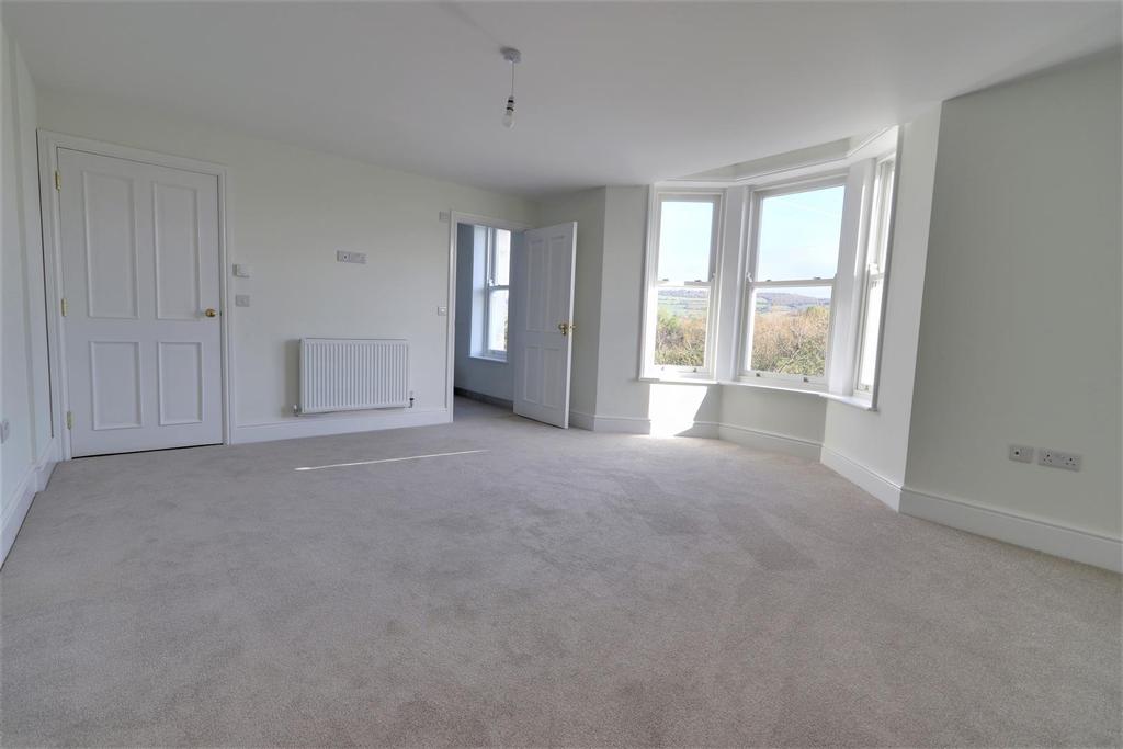 Main Bedroom.jpg